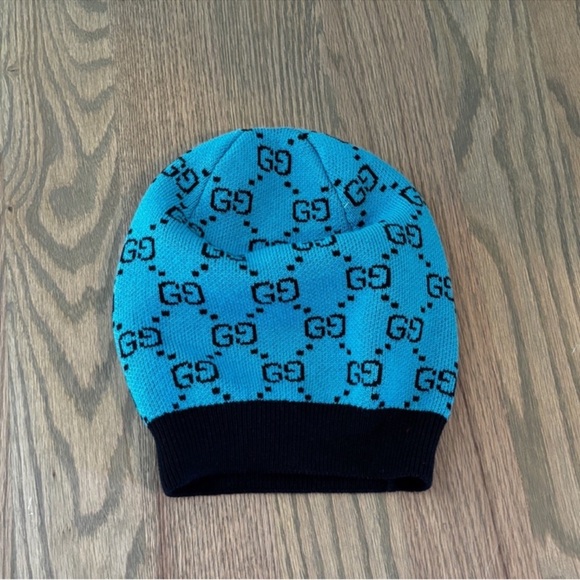 Gucci Authentic Mens GG Logo Blue and Black Beanie Winter - Picture 1 of 10